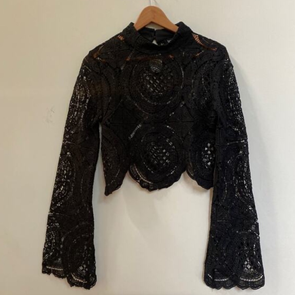 Lace turtleneck crochet top with flare sleeve